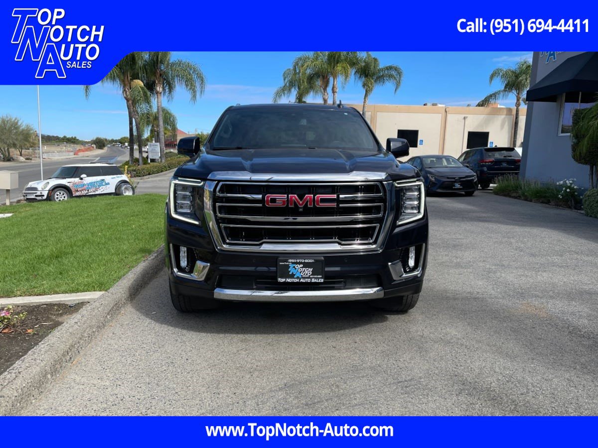 Used 2024 GMC Yukon SLT w/ SLT Premium Package AWD/4WD image 1