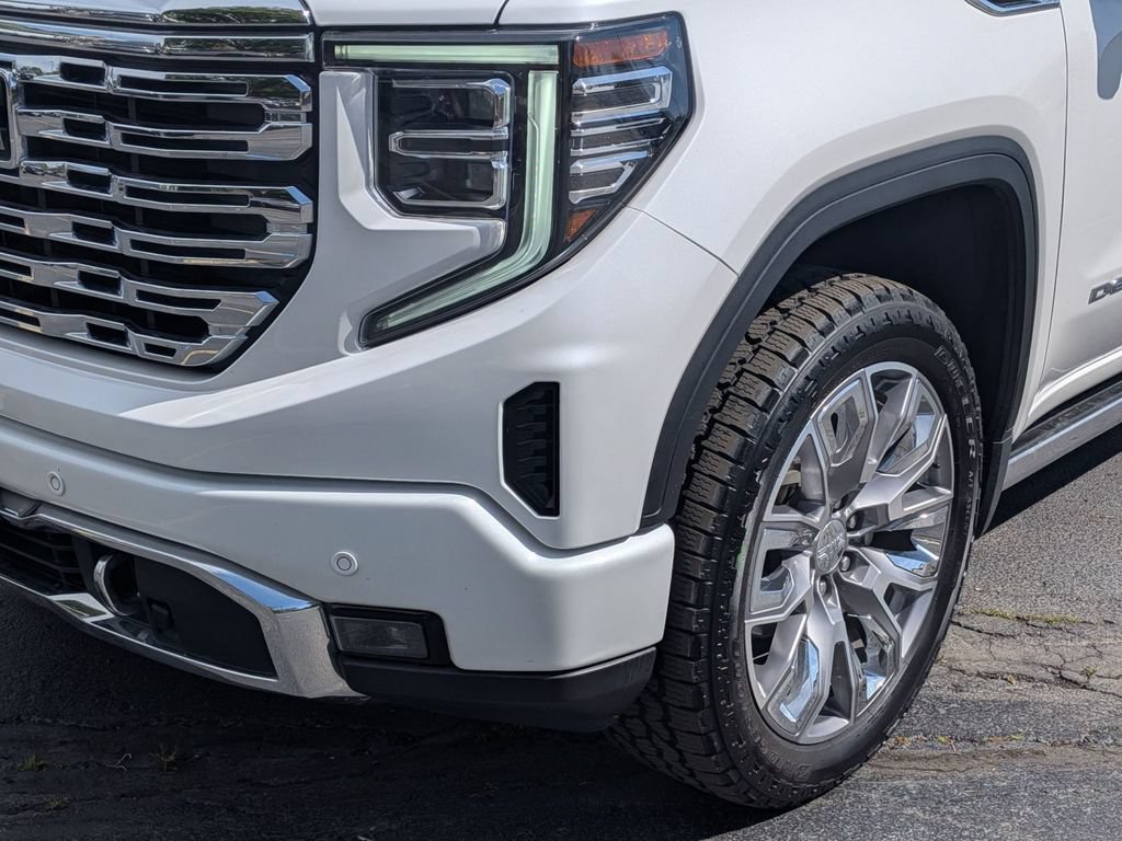 Used 2025 GMC Sierra 1500 Denali w/ Denali Reserve Package AWD/4WD image 9