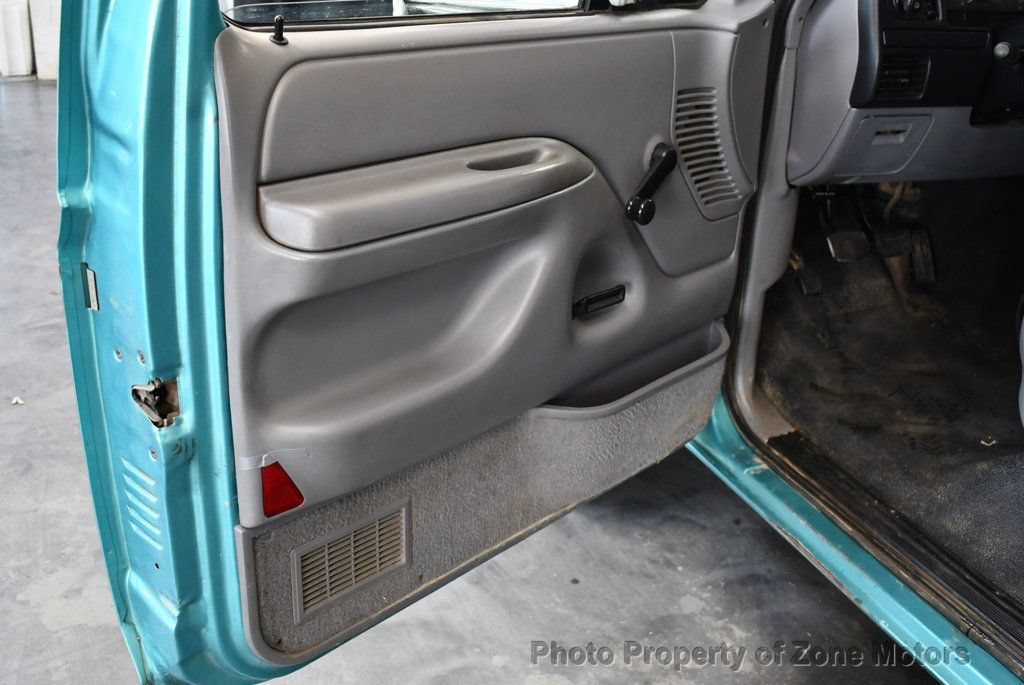 Used 1997 Ford F350 2WD Regular Cab image 14