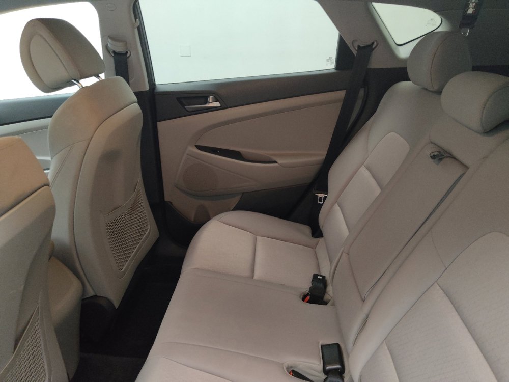 Used 2018 Hyundai Tucson SEL image 18