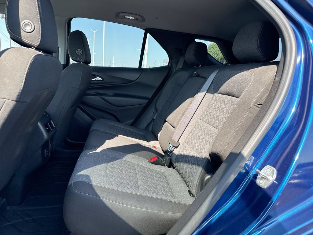 Used 2023 Chevrolet Equinox LT FWD image 23