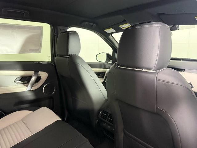 New 2026 Land Rover Discovery Sport Landmark AWD/4WD image 30