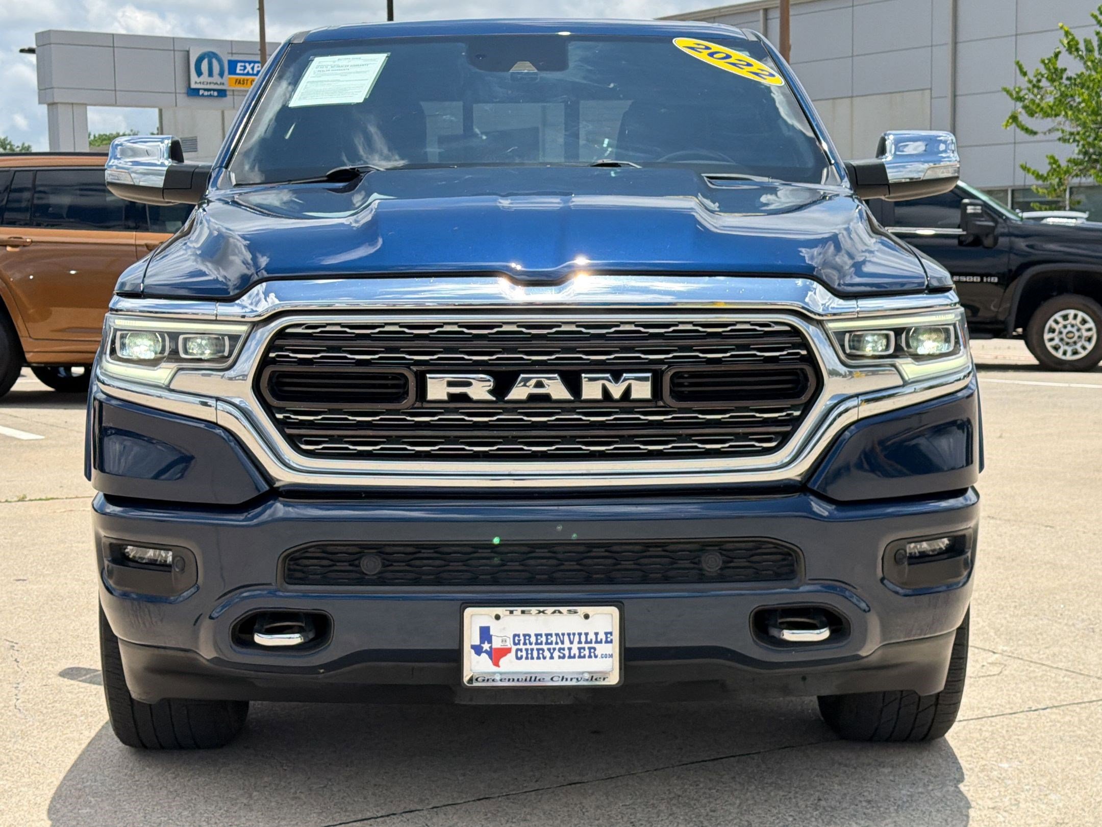 Used 2022 RAM 1500 Limited w/ Body Color Bumper Group AWD/4WD image 6