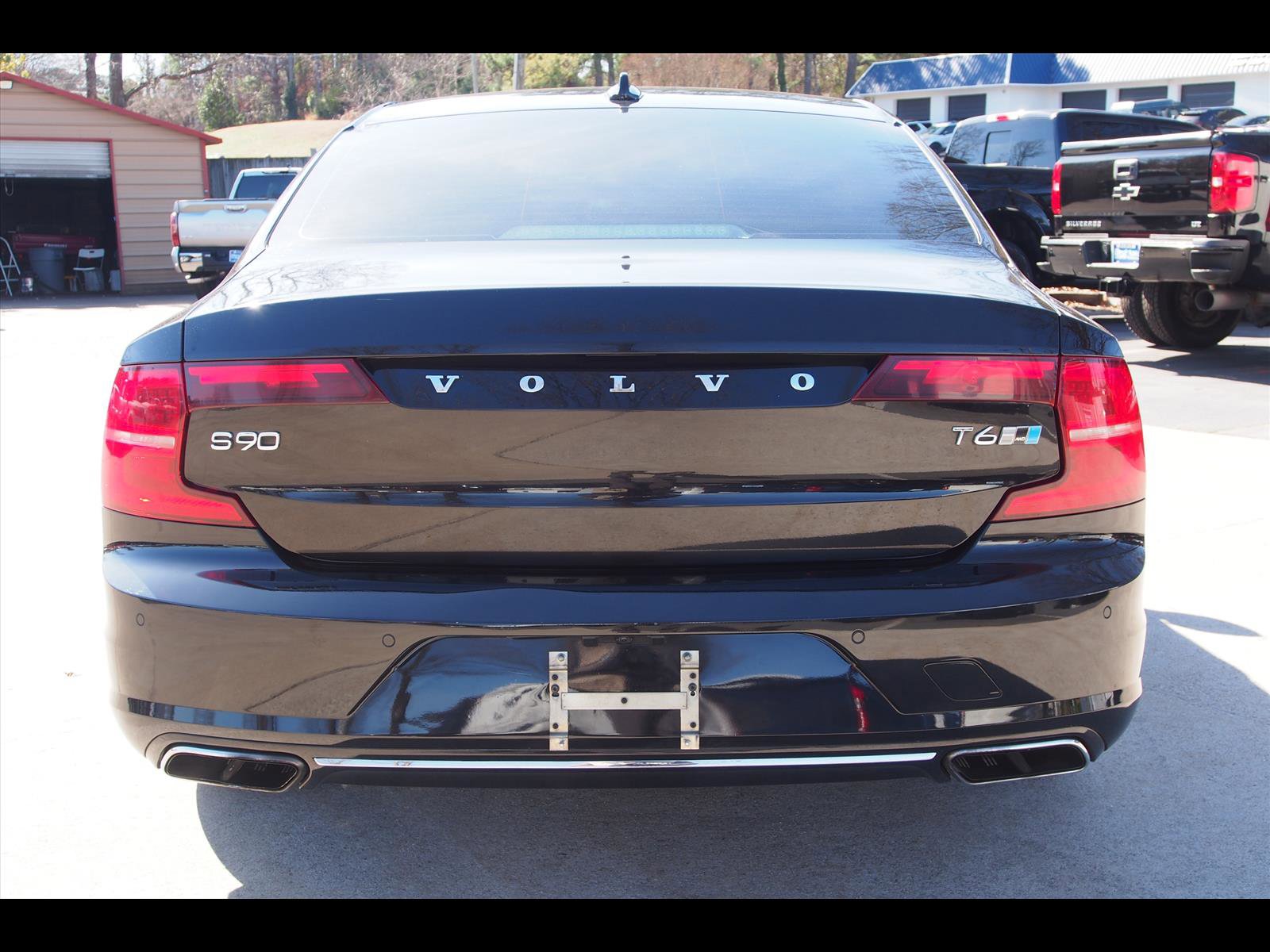 Used 2017 Volvo S90 T6 Inscription w/ Vision Package image 4