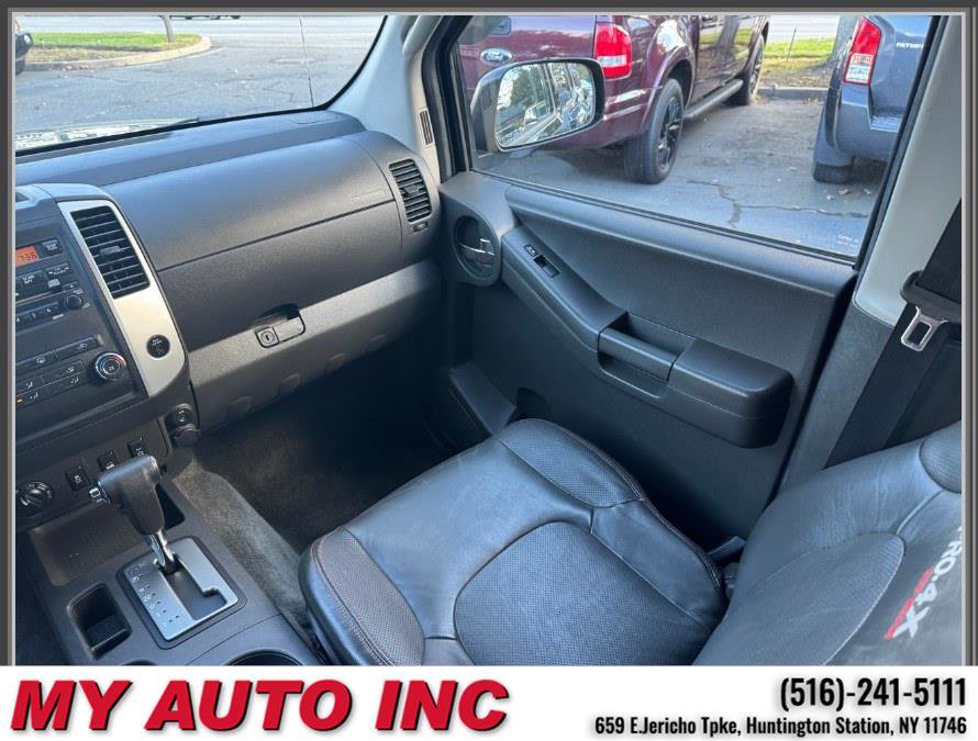 Used 2012 Nissan Xterra PRO-4X w/ Pro-4x Leather Pkg image 14