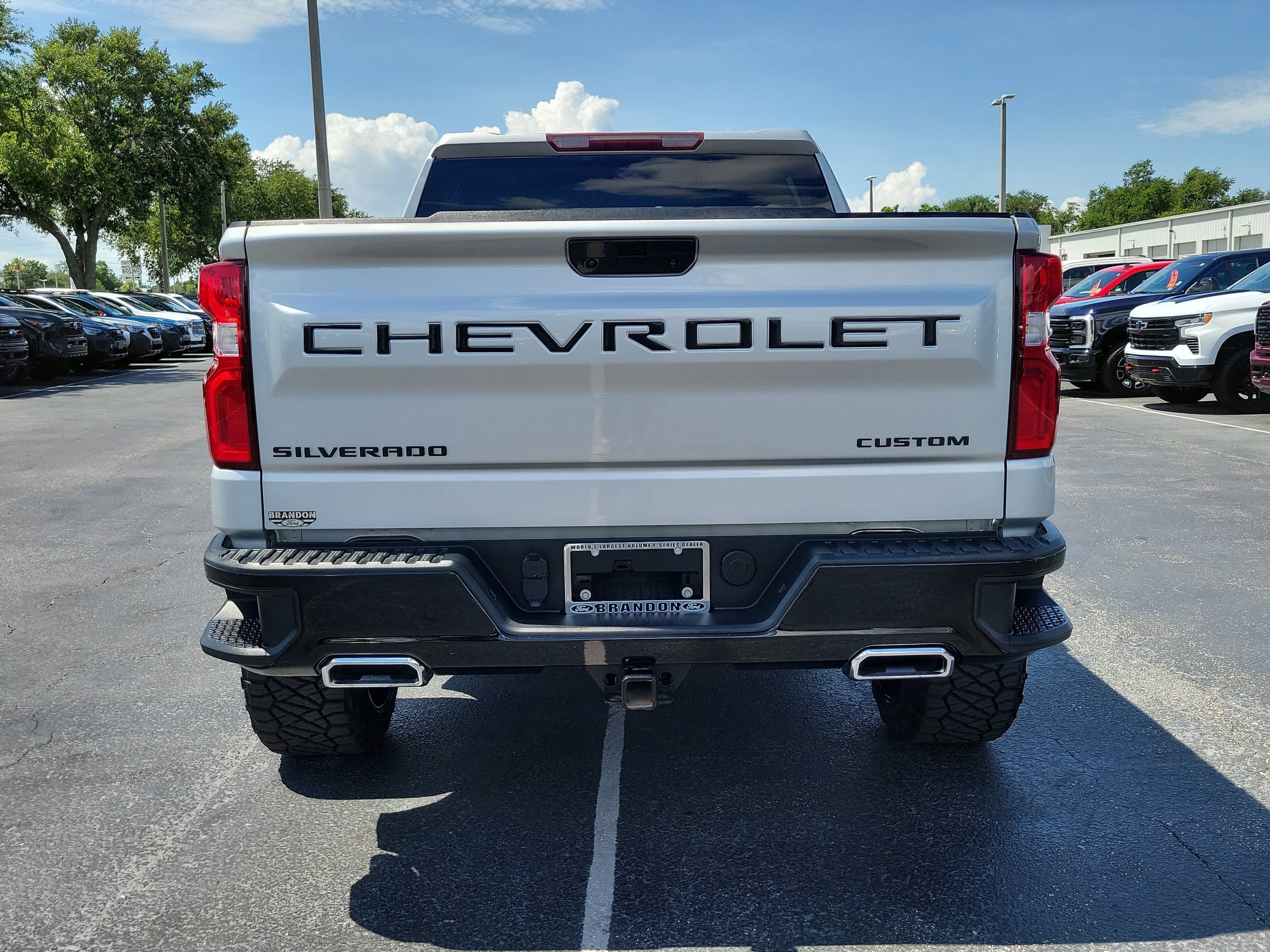 Used 2021 Chevrolet Silverado 1500 Custom Trail Boss AWD/4WD image 8