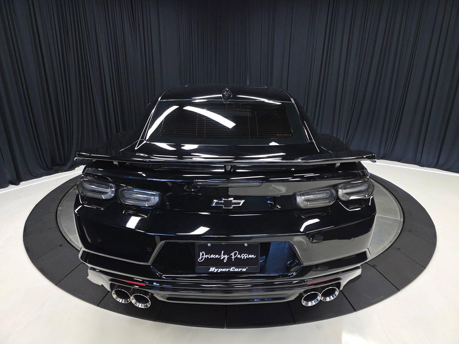 Used 2022 Chevrolet Camaro ZL1 image 10