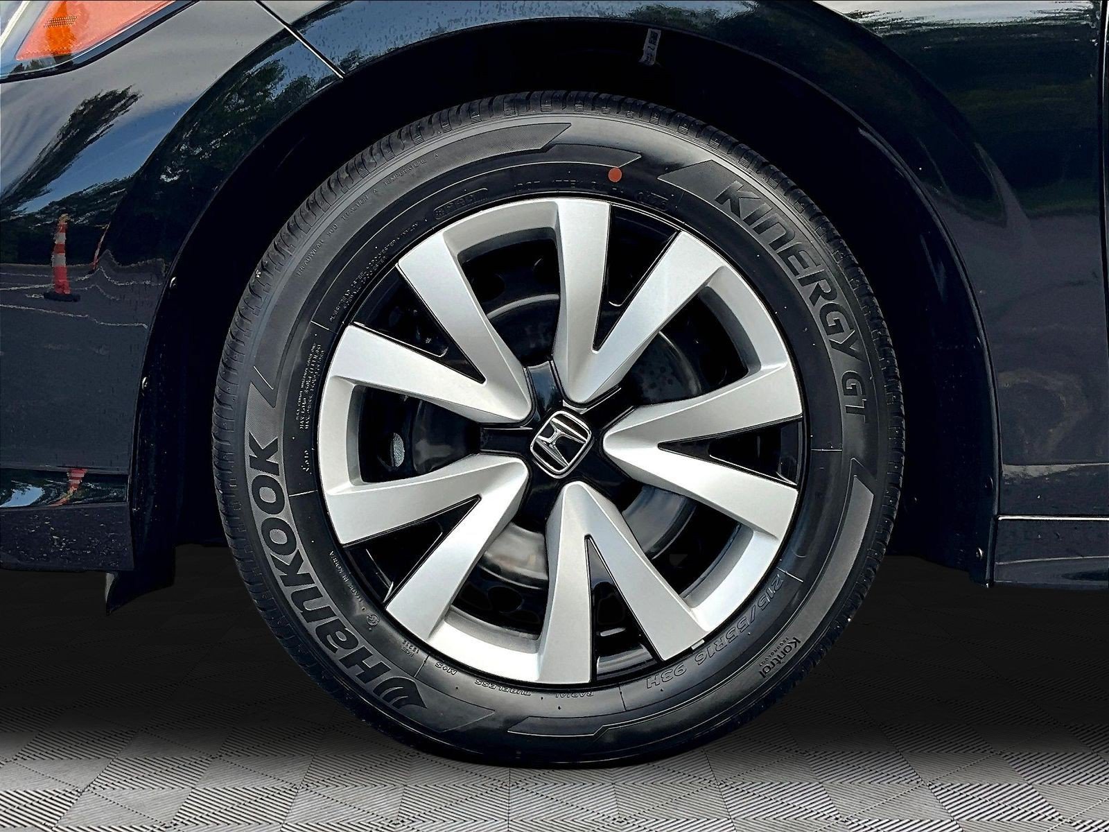 Certified 2026 Honda Civic LX image 33