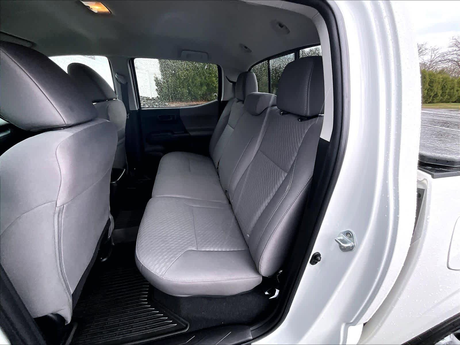 Used 2023 Toyota Tacoma SR image 15