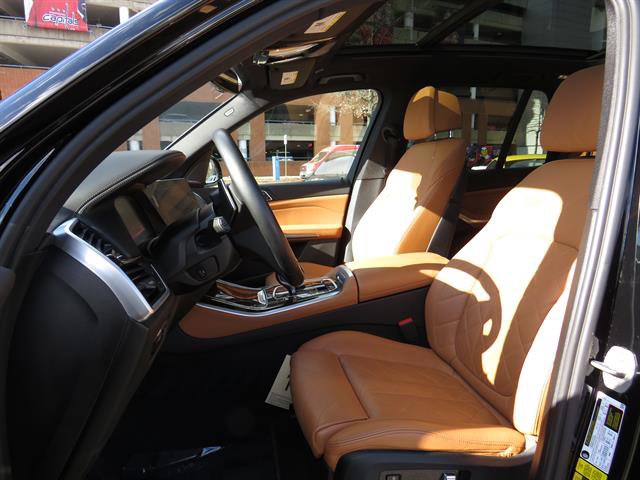Used 2023 BMW X5 xDrive45e w/ Luxury Seating Package image 21