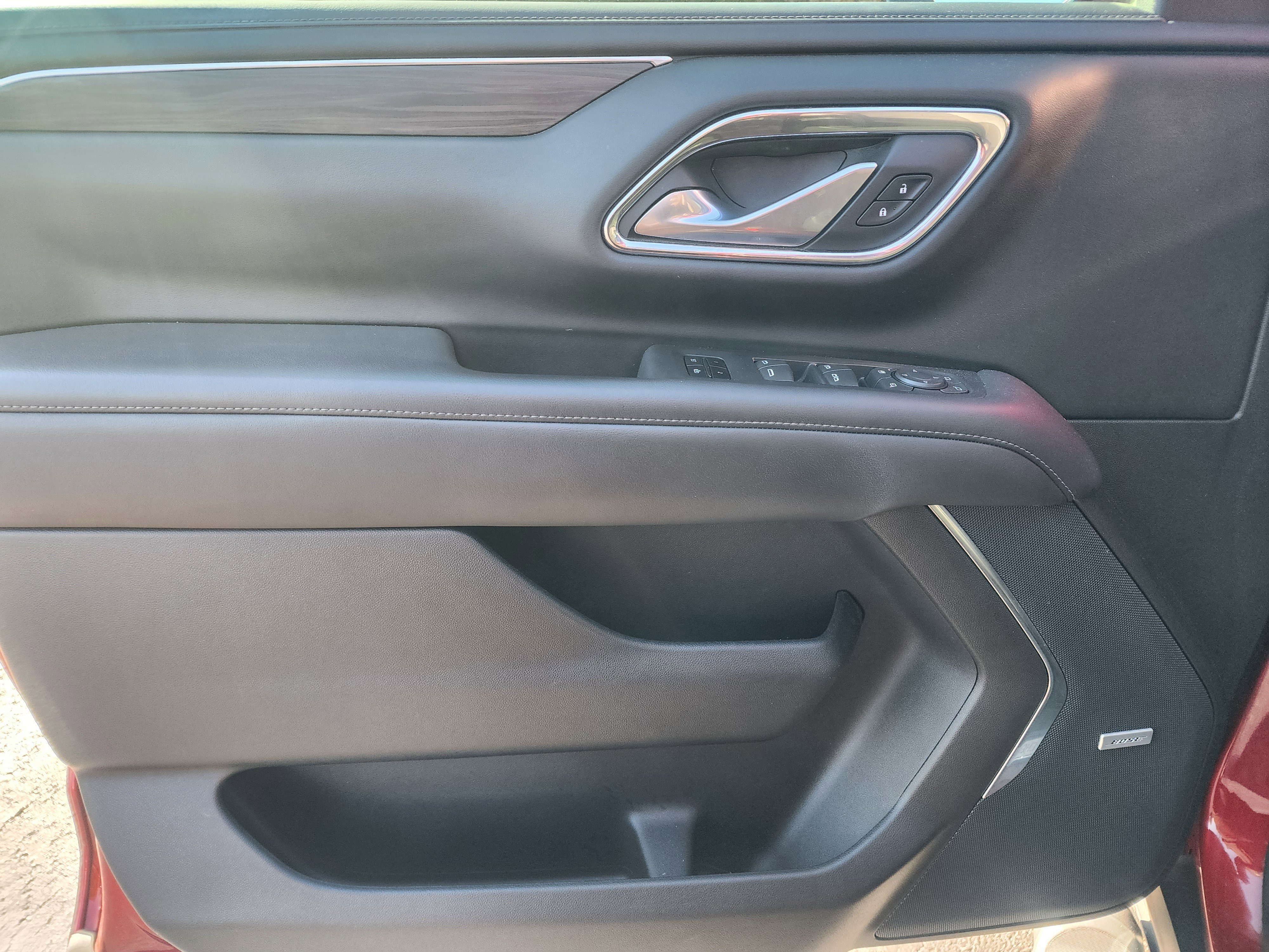 Used 2022 Chevrolet Tahoe Z71 w/ Z71 Off-Road Package image 25