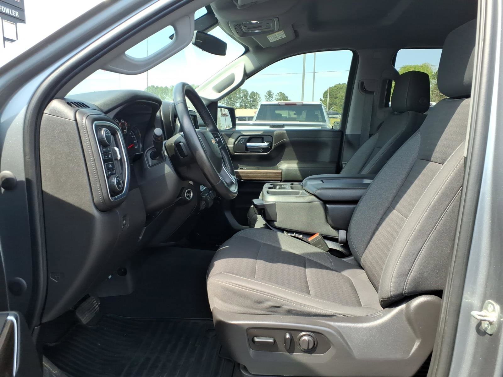 Used 2020 Chevrolet Silverado 1500 LT w/ All-Star Edition image 18