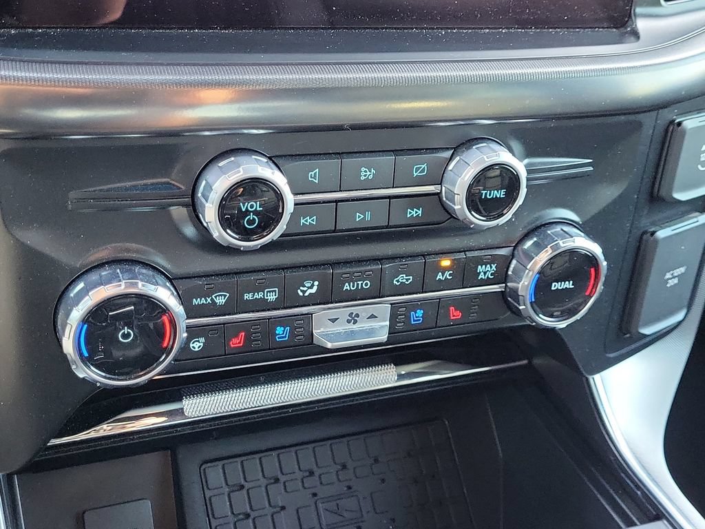 Used 2024 Ford F150 Platinum w/ Equipment Group 702A High AWD/4WD image 25