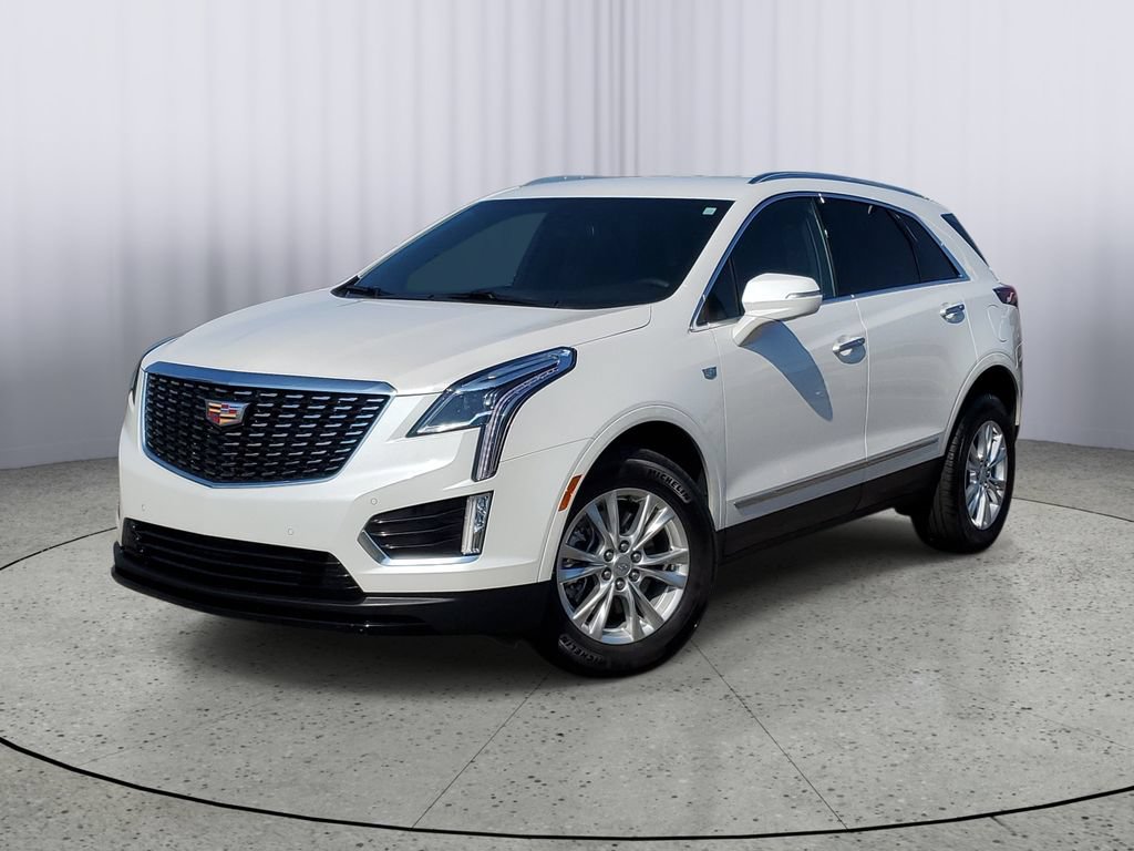 Used 2025 Cadillac XT5 Luxury w/ LPO, Floor Liner Package AWD/4WD image 1