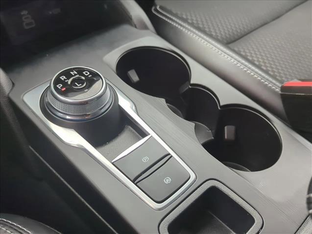 Used 2024 Ford Escape SE image 12