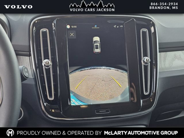 New 2026 Volvo XC40 B5 Core w/ Protection Package Premier AWD/4WD image 8