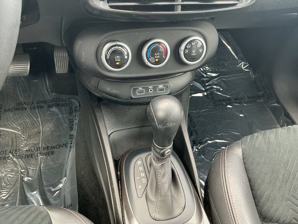 Used 2018 FIAT 500X Trekking FWD image 25
