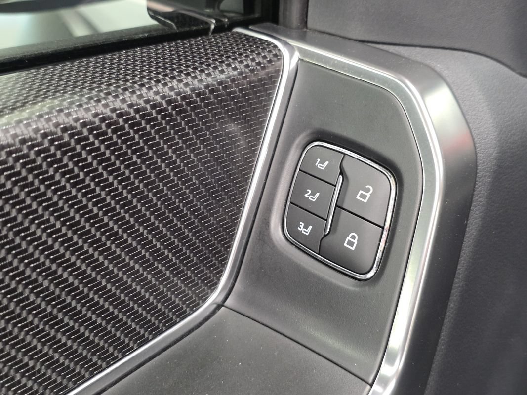 Used 2022 Ford F150 Raptor w/ Raptor 37 Performance Package AWD/4WD image 27