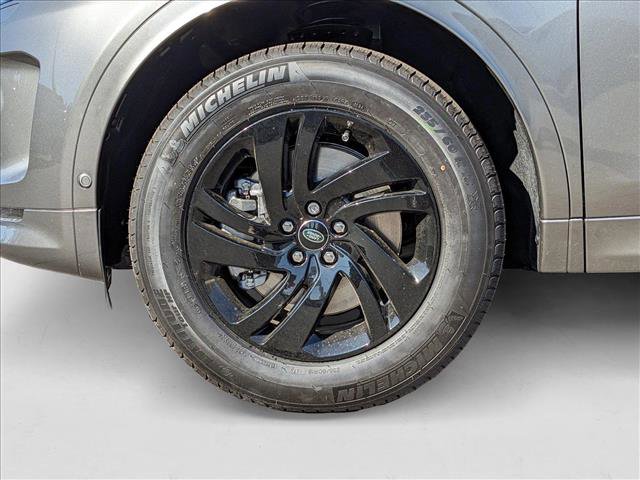 New 2025 Land Rover Discovery Sport S image 10