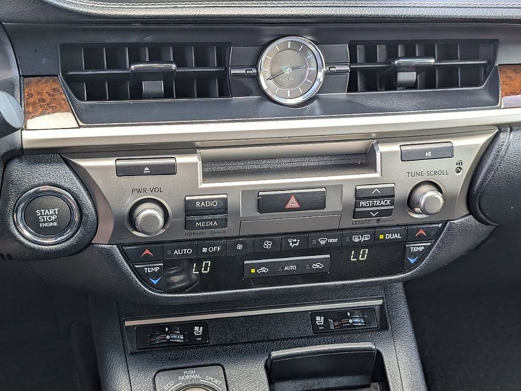 Used 2015 Lexus ES 350 w/ Premium Package image 31