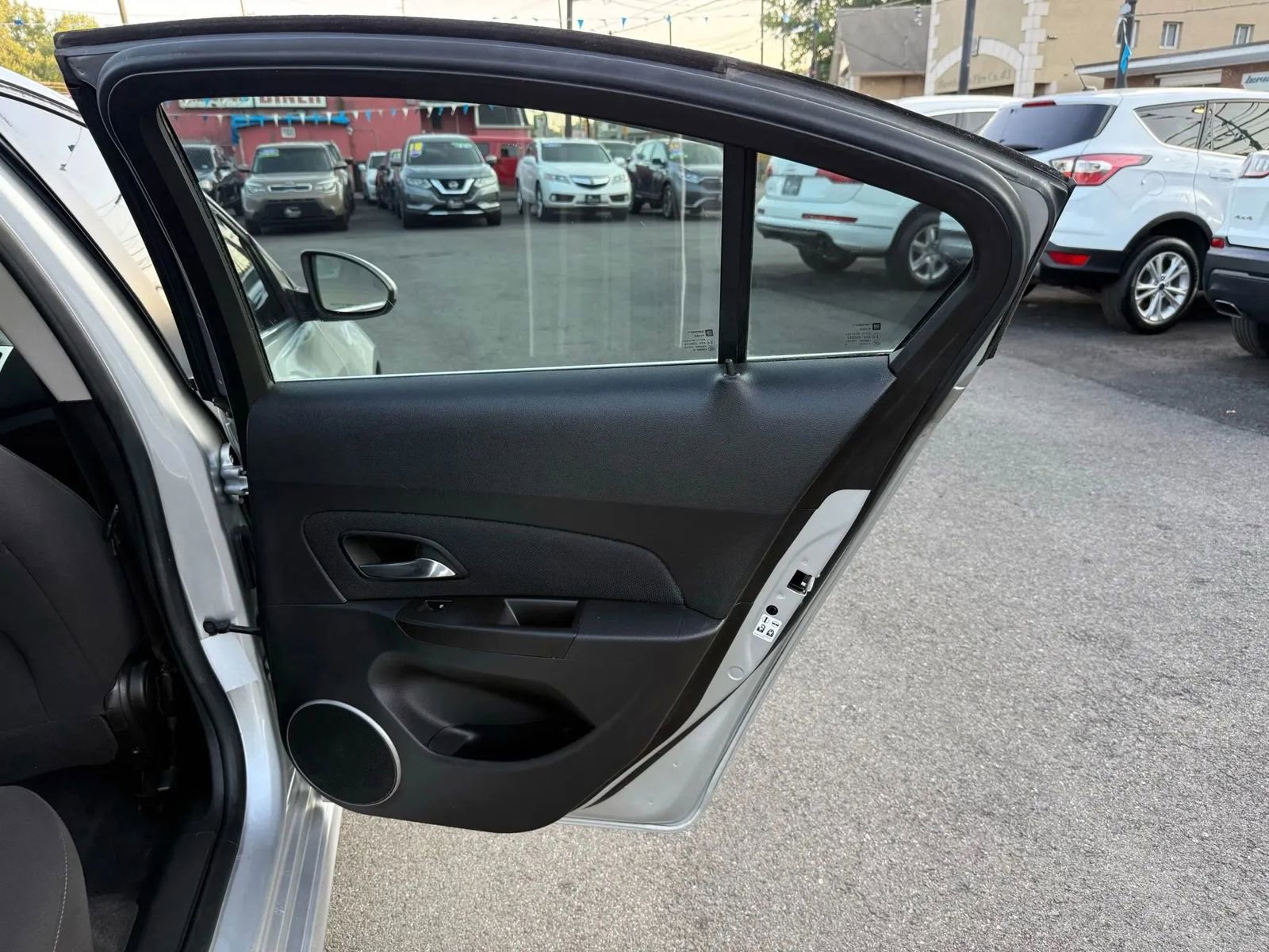 Used 2016 Chevrolet Cruze LT w/ Sun And Sound Package image 45