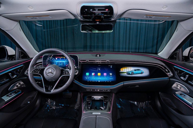 New 2025 Mercedes-Benz E 450 4MATIC All-Terrain Wagon image 14