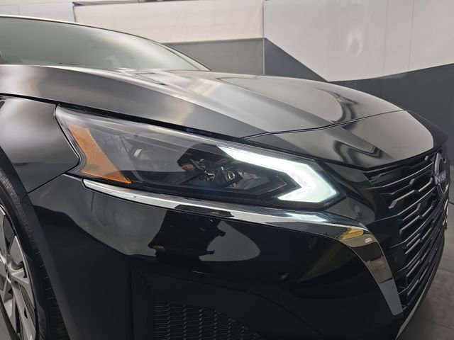 Used 2025 Nissan Altima 2.5 S image 13