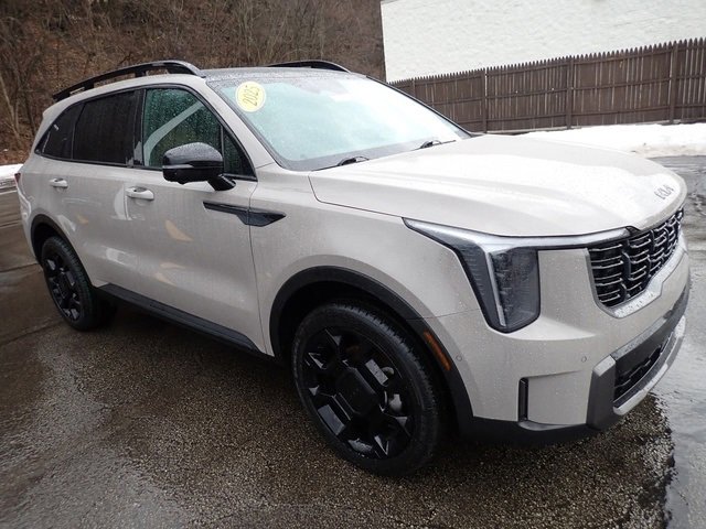 Used 2025 Kia Sorento SX Prestige w/ Olive Brown Leather Package image 9