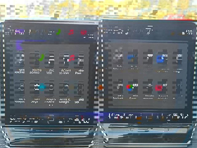 New 2026 Volkswagen Tiguan SE image 17