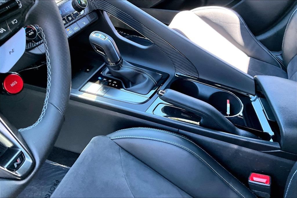 Used 2025 Hyundai Elantra N FWD image 17