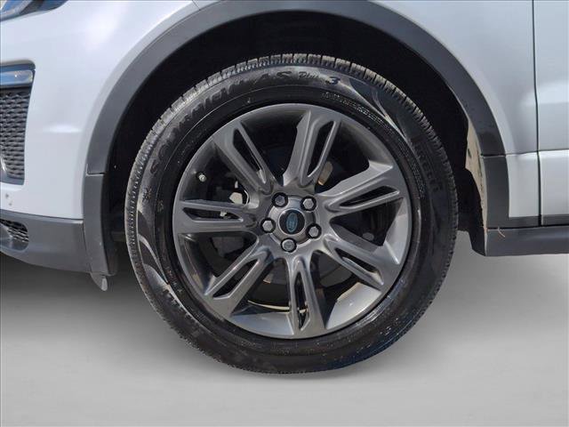 Used 2018 Land Rover Range Rover Evoque SE Premium image 25