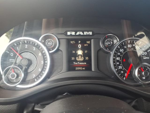 Used 2023 RAM 1500 Big Horn AWD/4WD image 30
