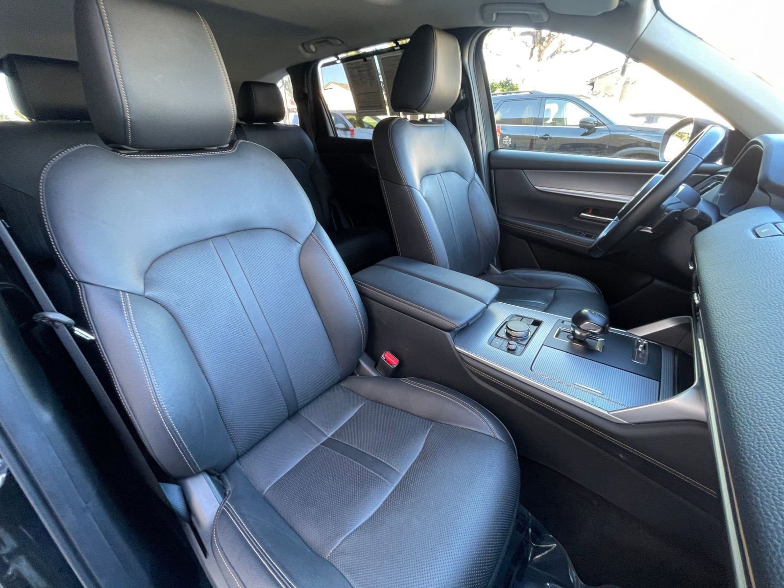 Used 2025 MAZDA CX-90 3.3 Turbo w/ Preferred Package image 39