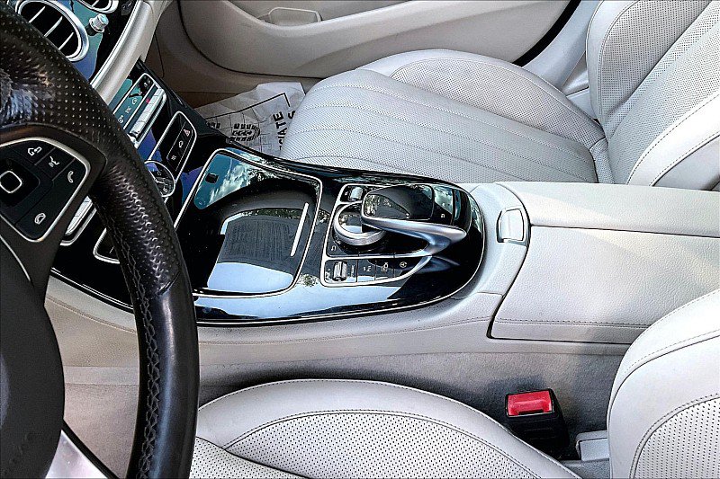 Used 2017 Mercedes-Benz E 300 image 11