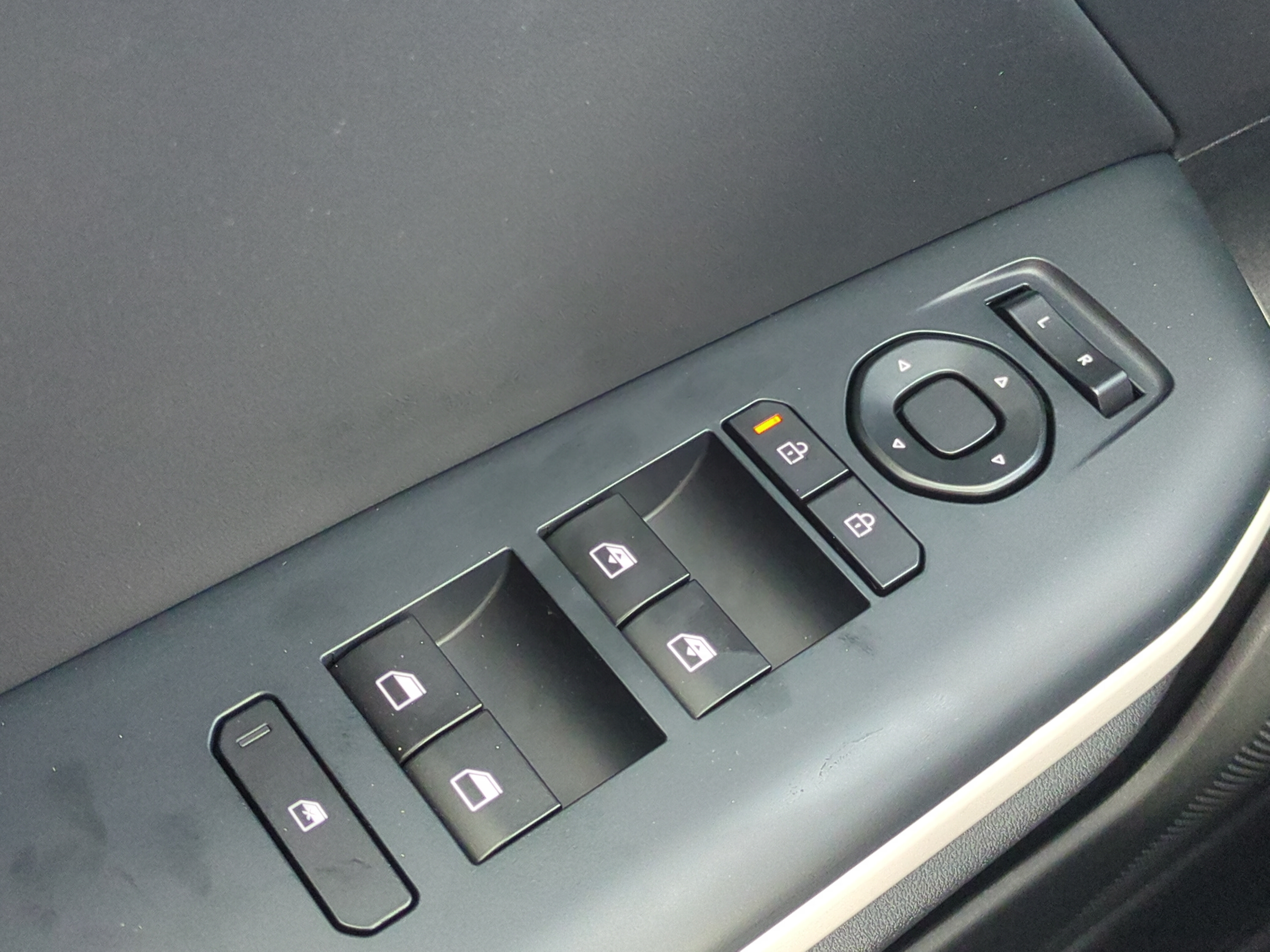 New 2026 Kia K4 EX FWD image 19
