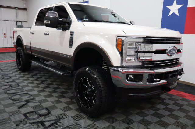 Used 2017 Ford F350 Lariat w/ Lariat Ultimate Package AWD/4WD image 15