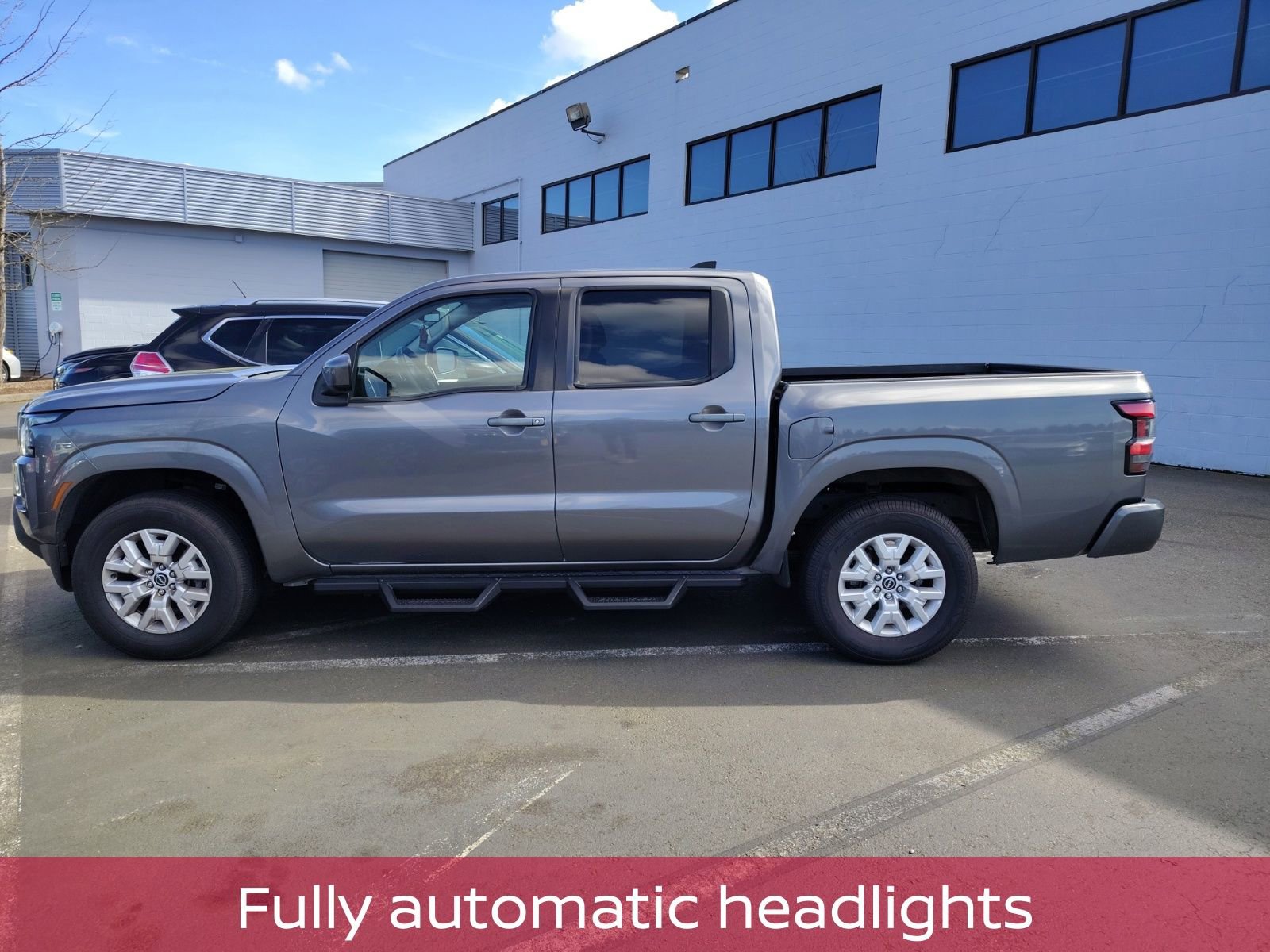 Used 2022 Nissan Frontier SV image 7