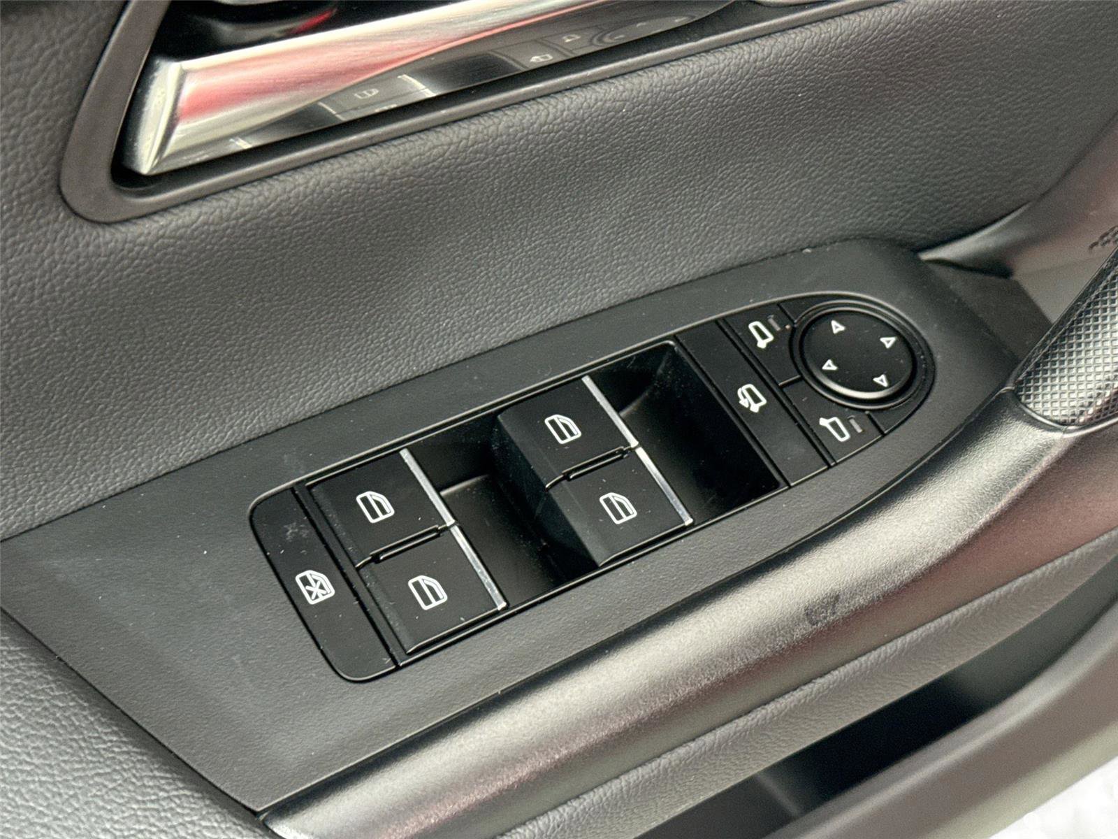 Certified 2025 MAZDA CX-50 AWD 2.5 S w/ Accent Package image 31