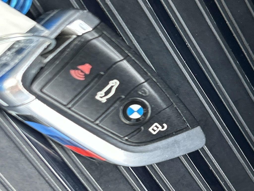 Used 2017 BMW X6 xDrive35i image 39