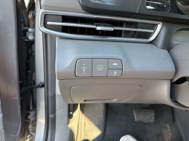 Used 2023 Hyundai Elantra Blue FWD image 19