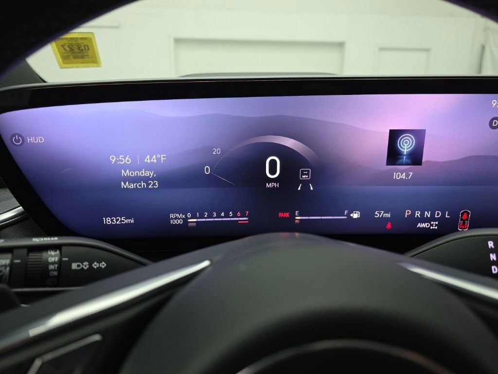 Certified 2025 Buick Enclave Sport Touring w/ Power Package AWD/4WD image 31