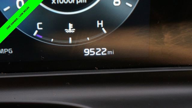Used 2025 Kia Seltos EX w/ EX Sunroof Package FWD image 14