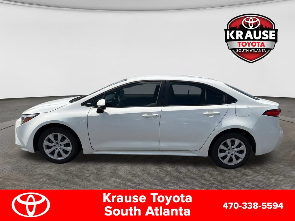 Used 2023 Toyota Corolla LE FWD image 4