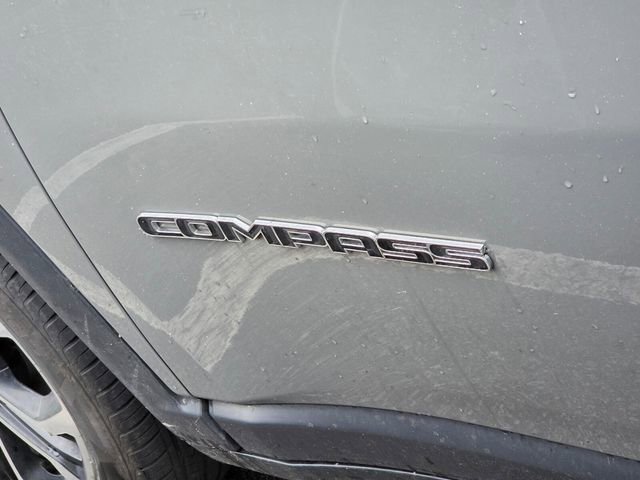 Used 2024 Jeep Compass Limited image 10