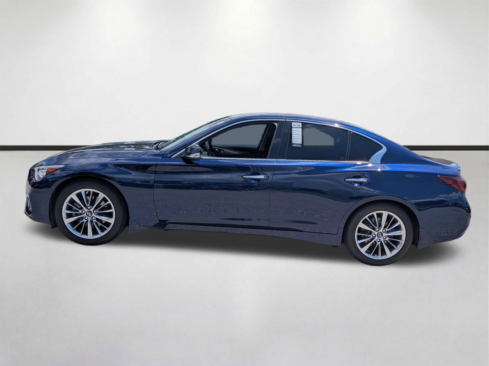 Used 2022 INFINITI Q50 Luxe w/ Cargo Package RWD image 7