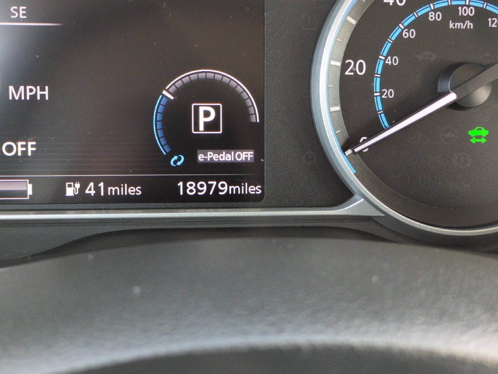 Used 2025 Nissan Leaf SV Plus FWD image 16