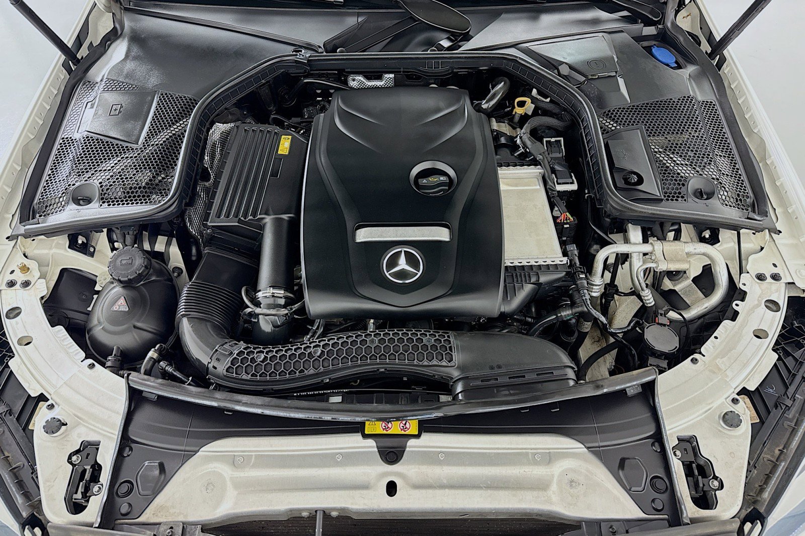 Used 2018 Mercedes-Benz C 300 Sedan image 10