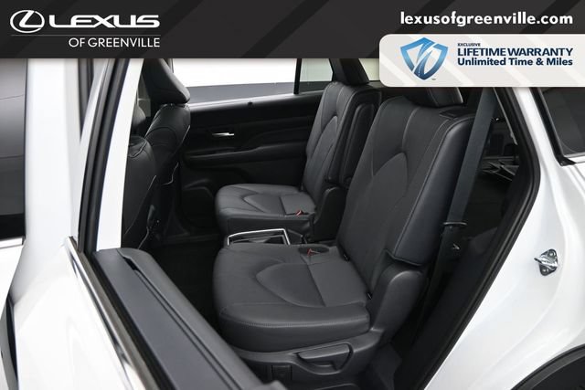 Used 2025 Toyota Grand Highlander AWD image 28