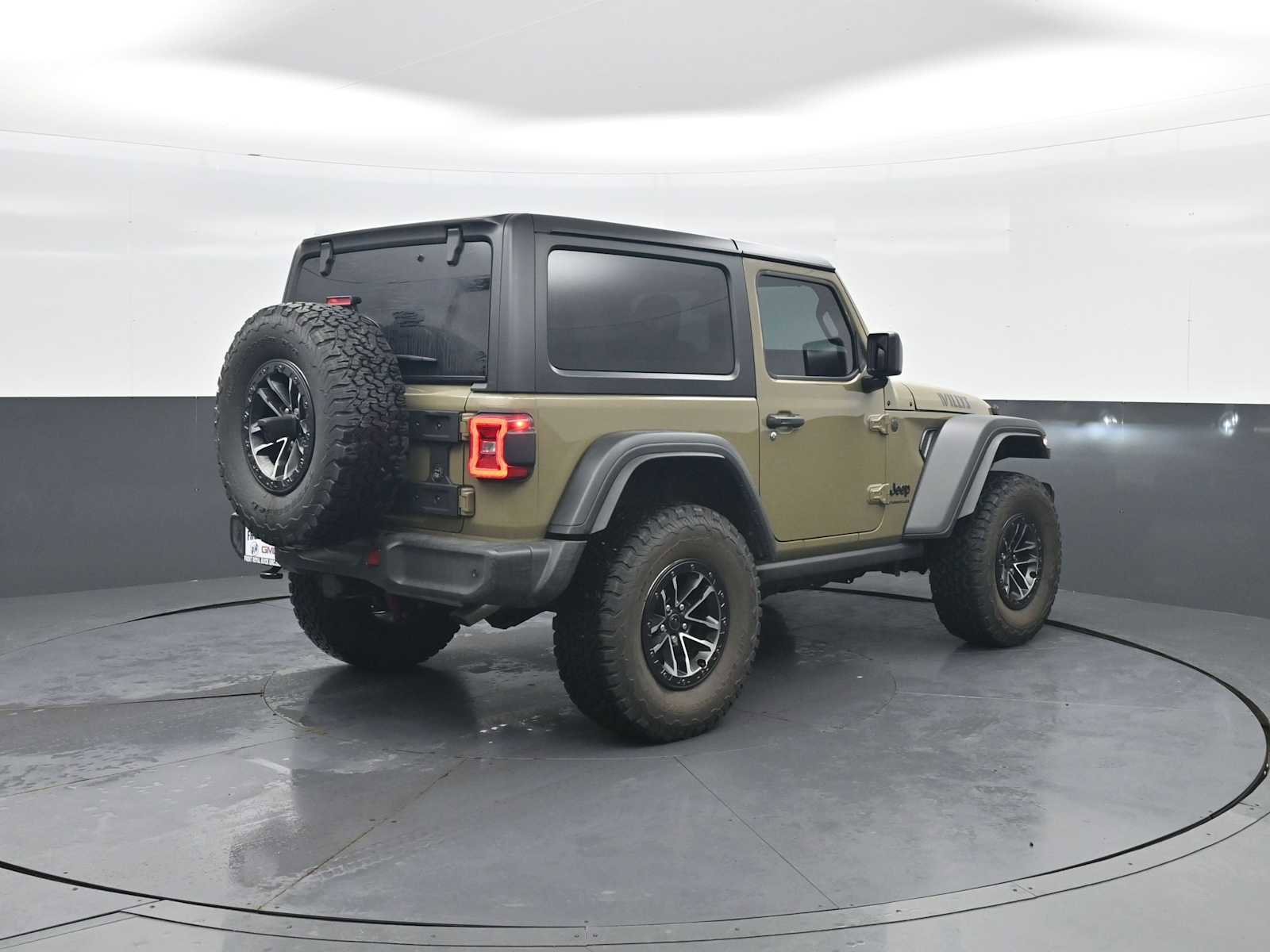 Used 2025 Jeep Wrangler Sport image 8