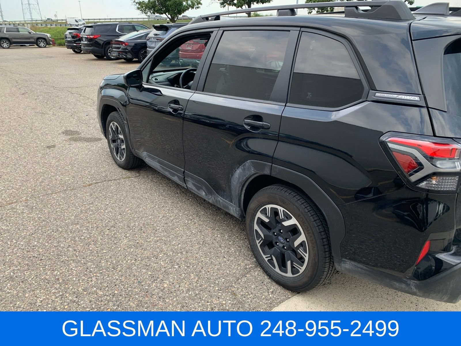 Certified 2025 Subaru Forester Premium AWD/4WD image 2